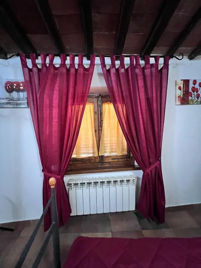 La Casina Rosa Di Umberto E Barbara Vila Roccastrada