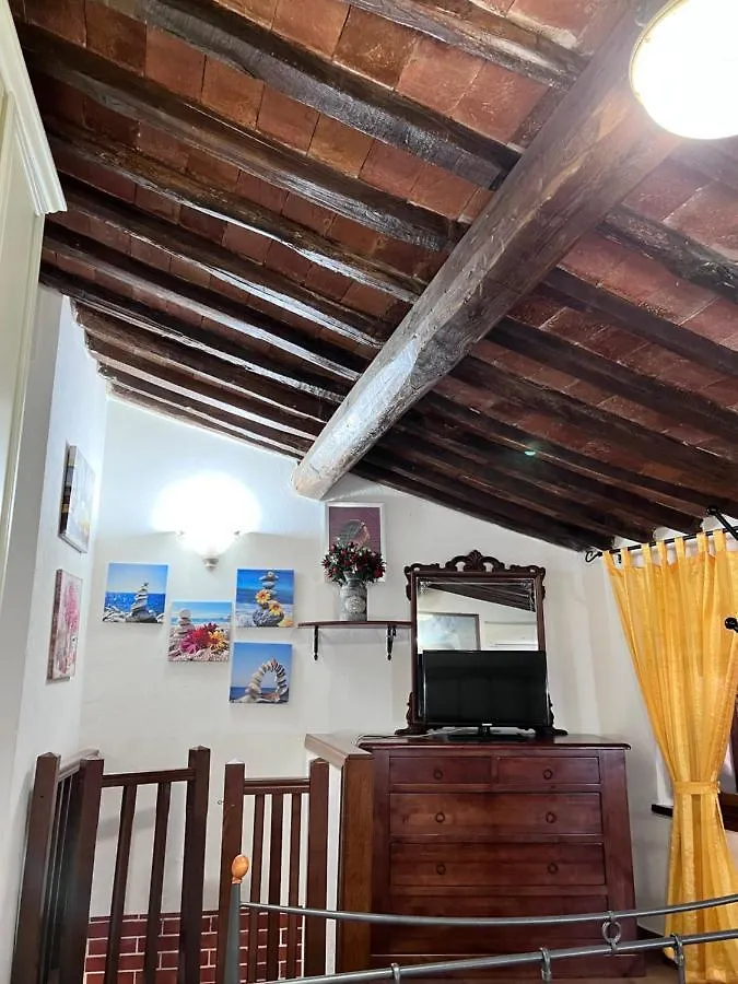La Casina Rosa Di Umberto E Barbara Vila Roccastrada Itália